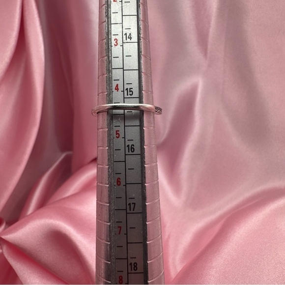 Pandora Sparkling Wishbone Ring โ Sterling Silver 925 with Clear Cubic Zirconia - Picture 11 of 11